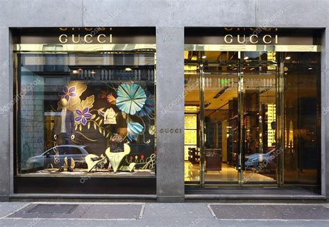 Gucci windows milan